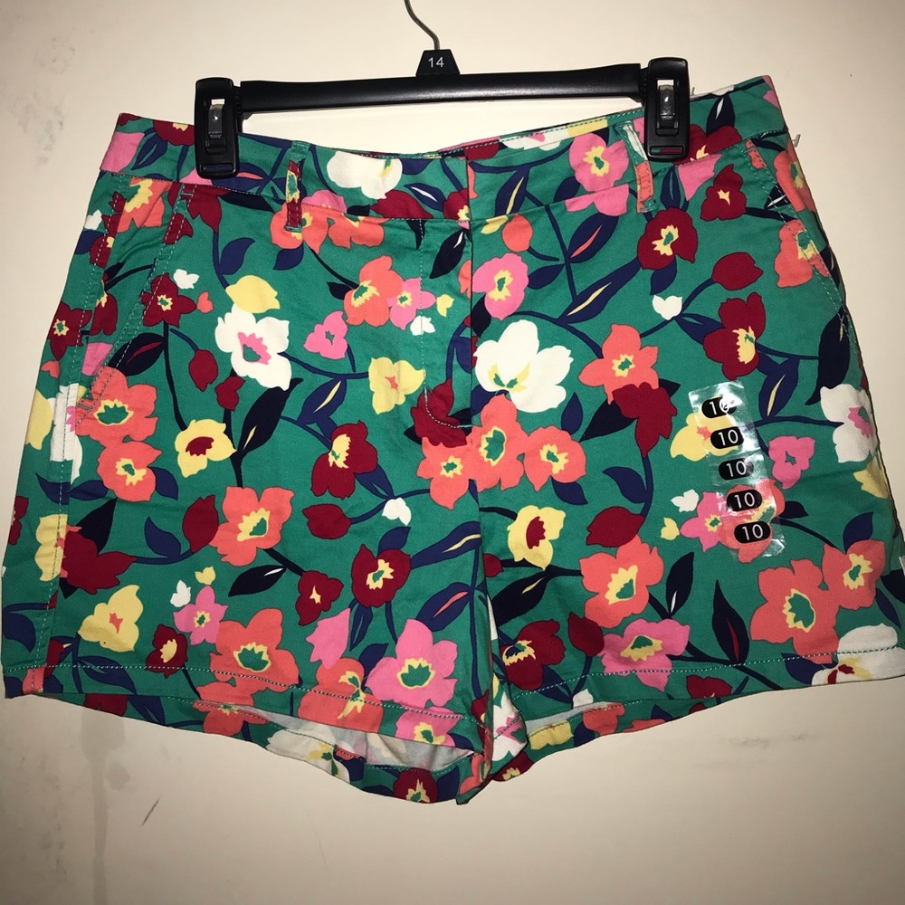Elle floral multicolored shorts